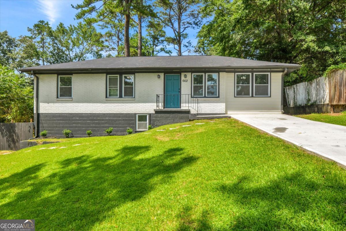 662 Melrose Drive Property Photo 1