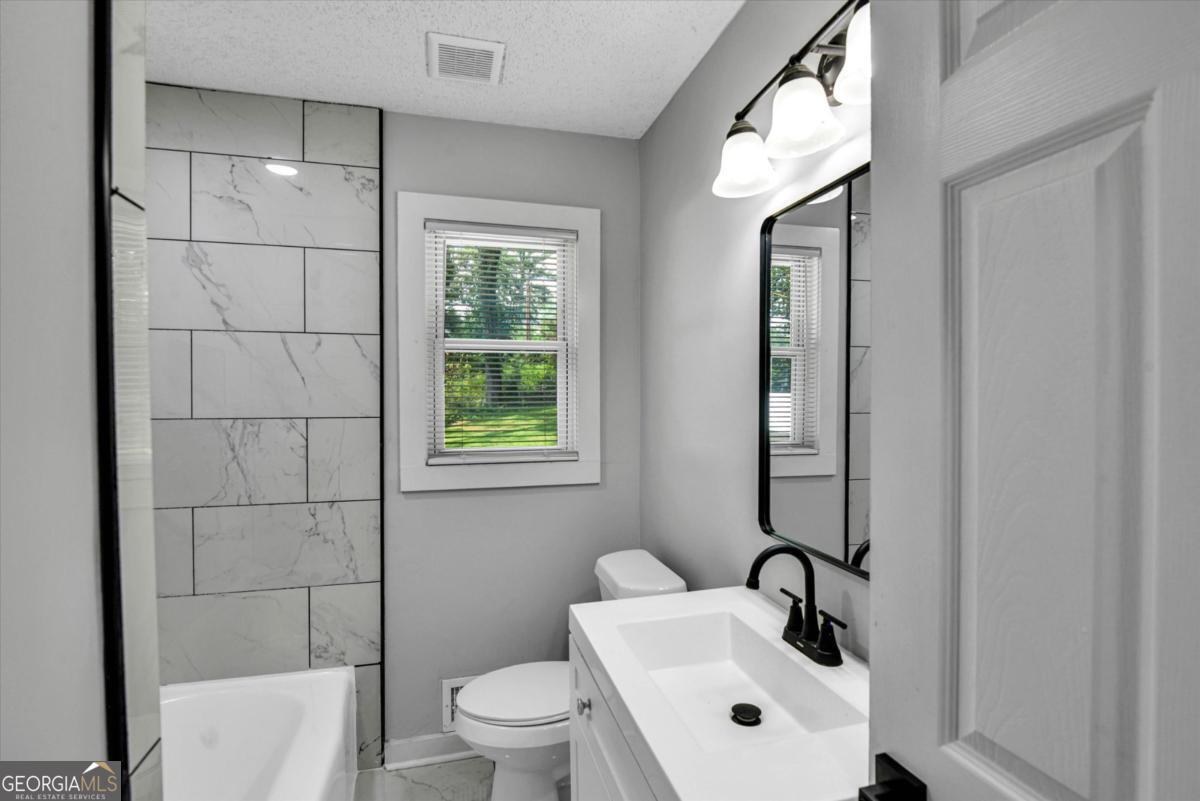 662 Melrose Drive Property Photo 18