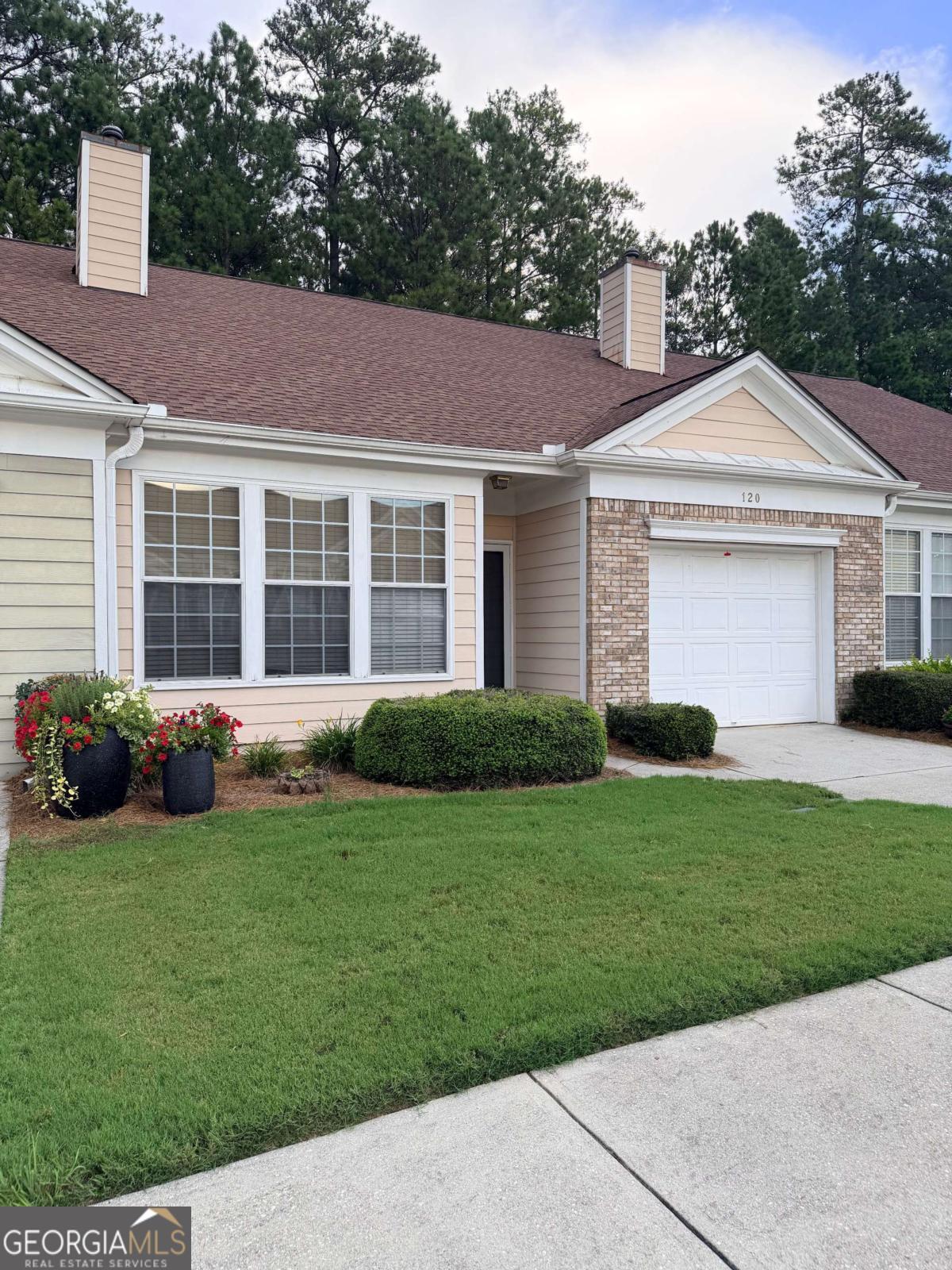 120 Camry Lane Property Photo 2