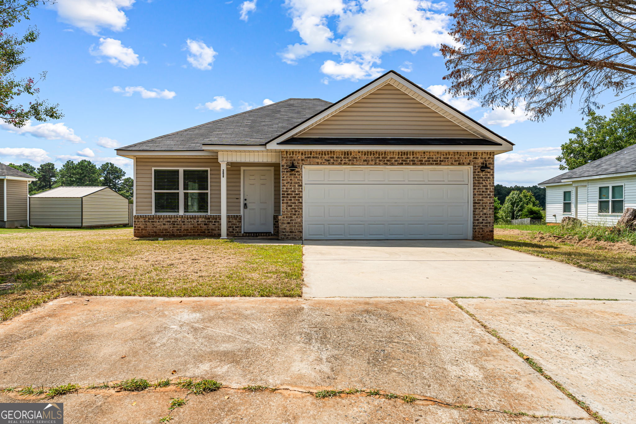 208 Shasta Drive Property Photo 1
