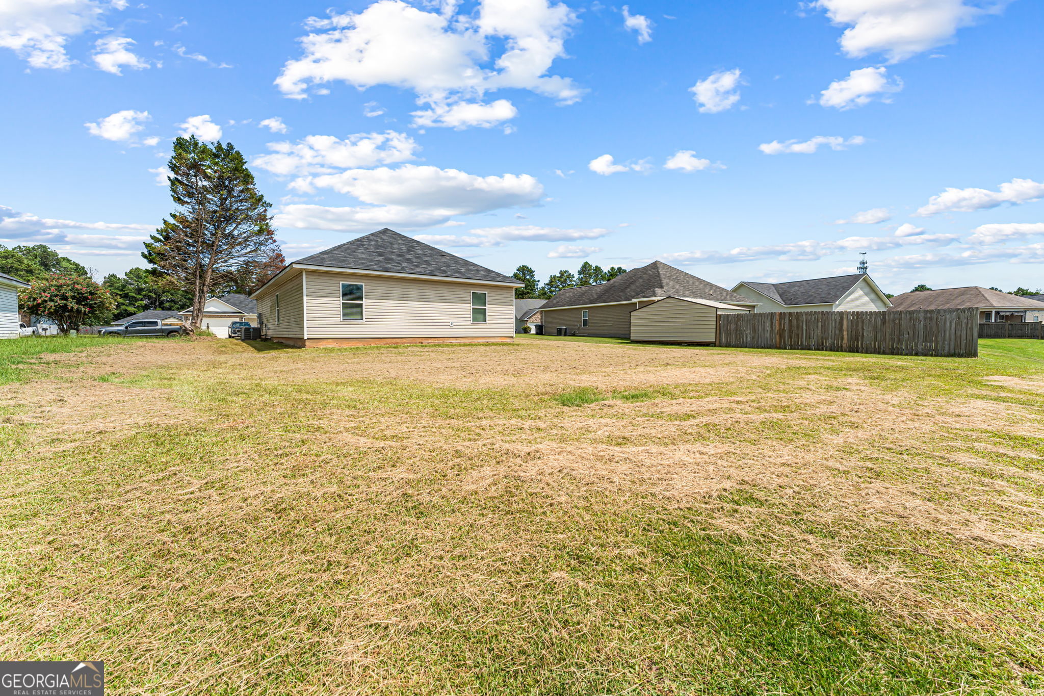 208 Shasta Drive Property Photo 28