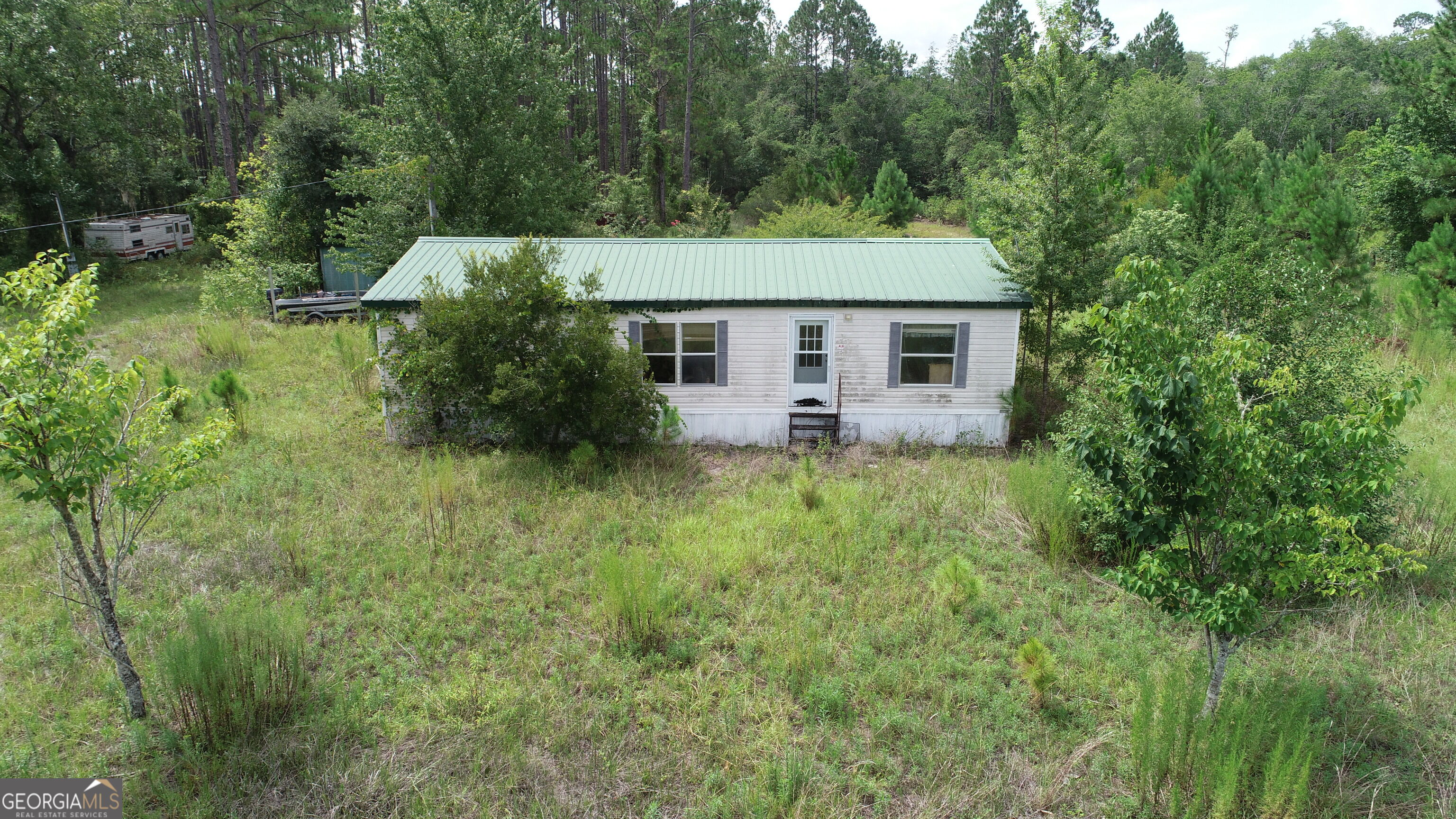 896 Farm Road Property Photo 3
