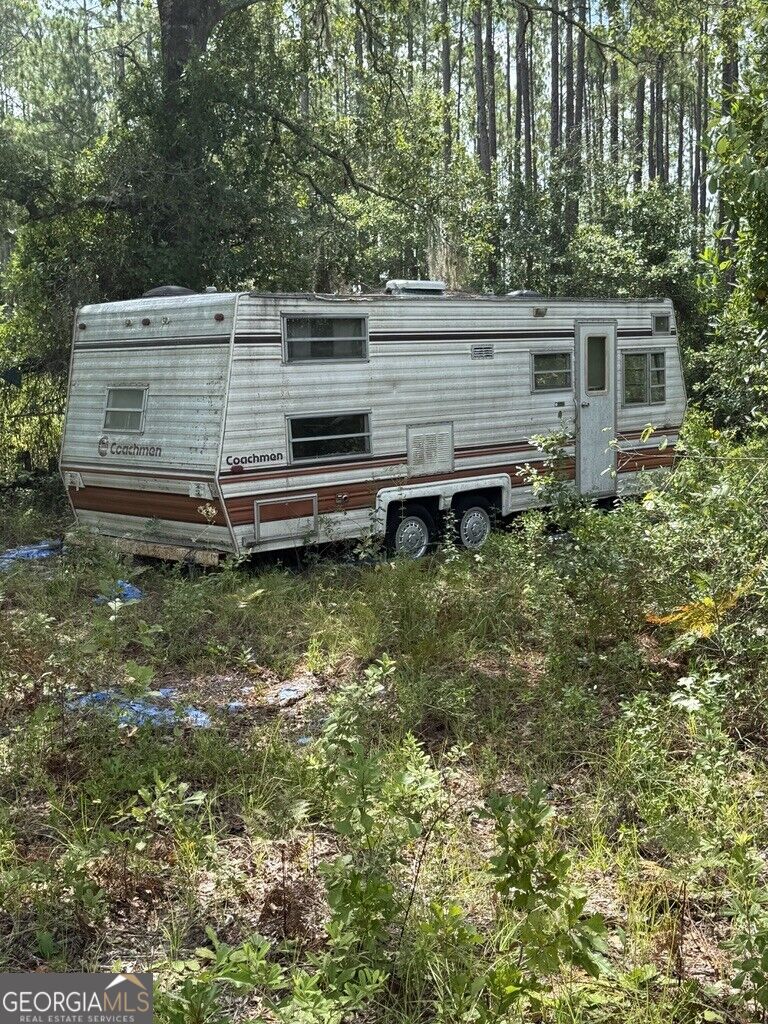 896 Farm Road Property Photo 17