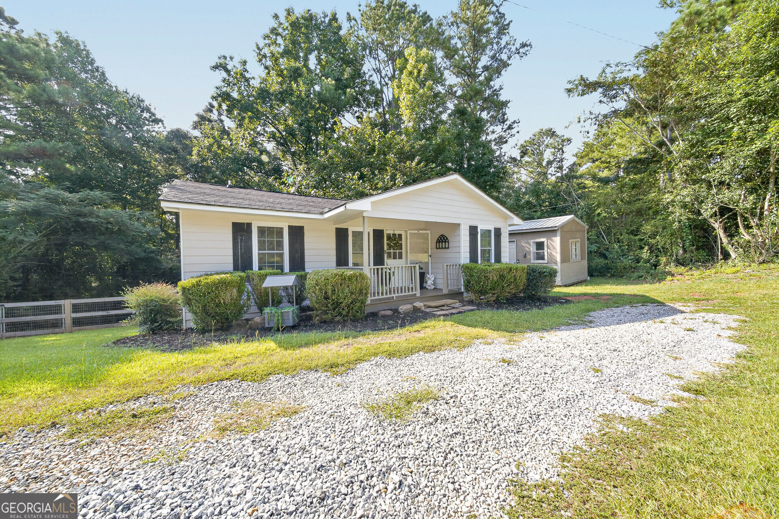 3914 Pine Lake Road Property Photo 1