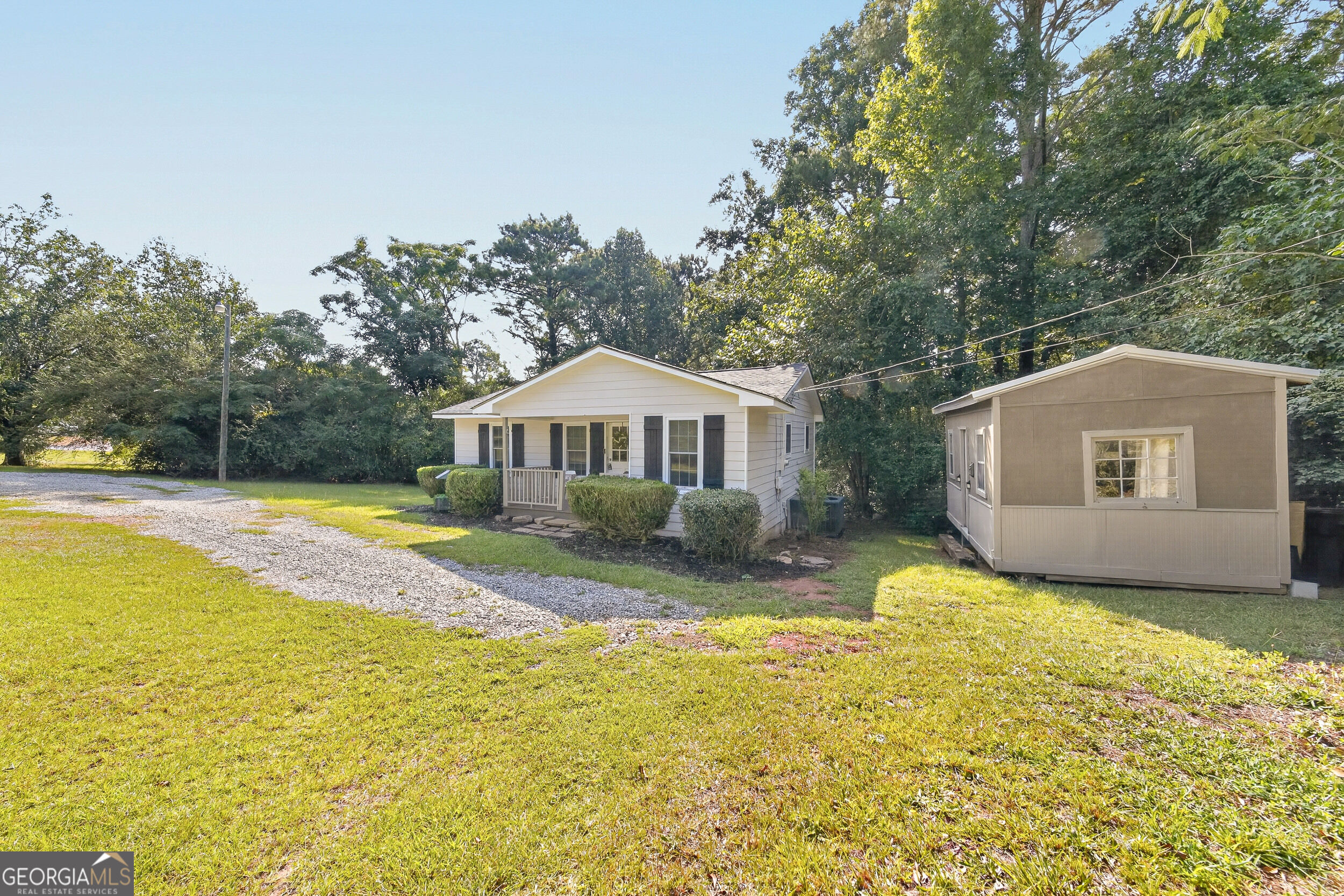 3914 Pine Lake Road Property Photo 2