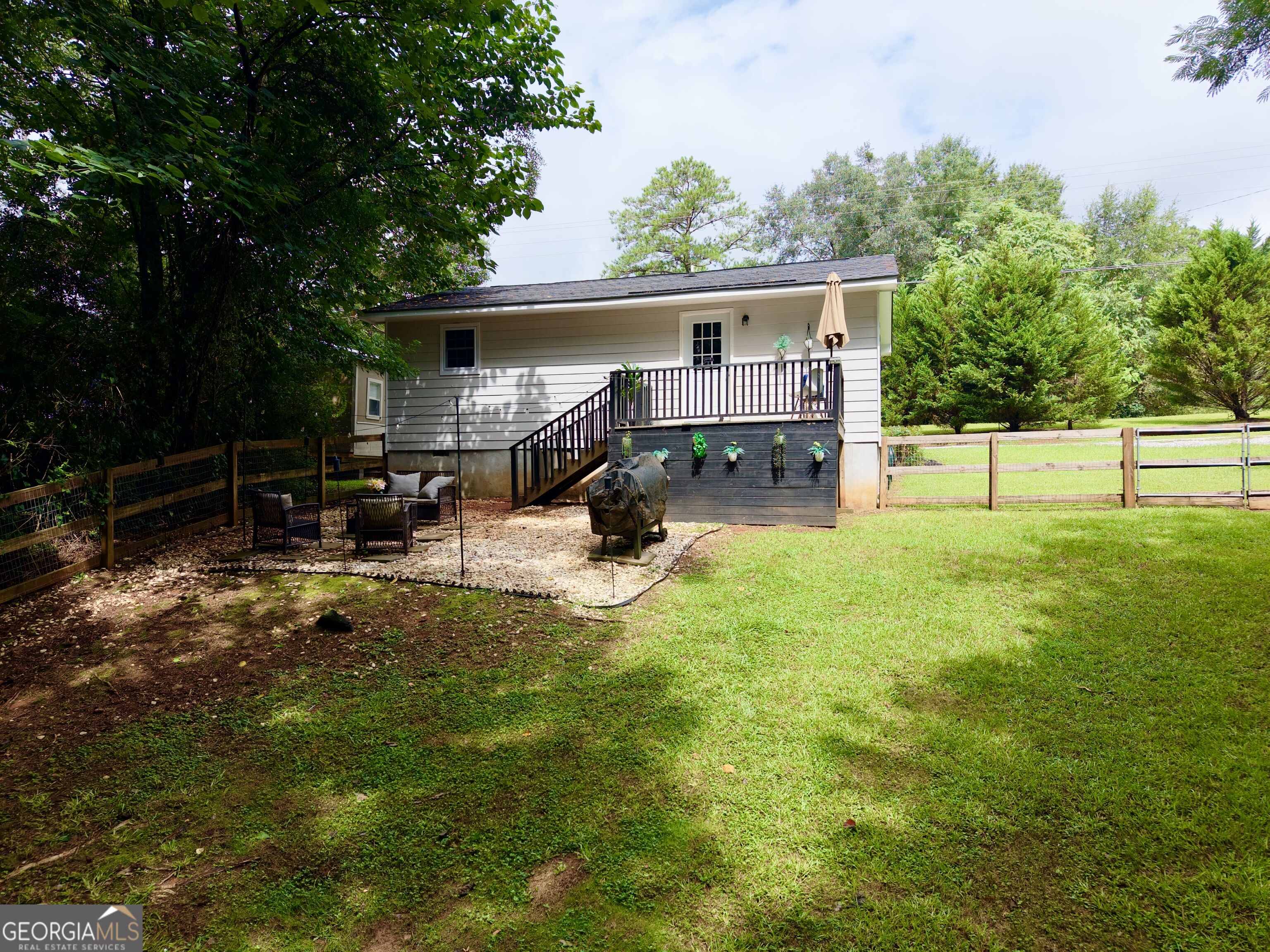 3914 Pine Lake Road Property Photo 4