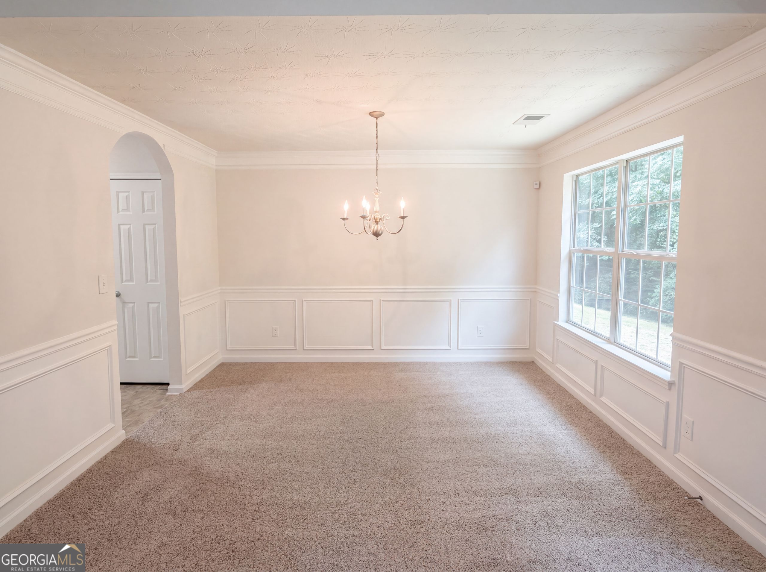 55 Lassiter Drive Property Photo 6