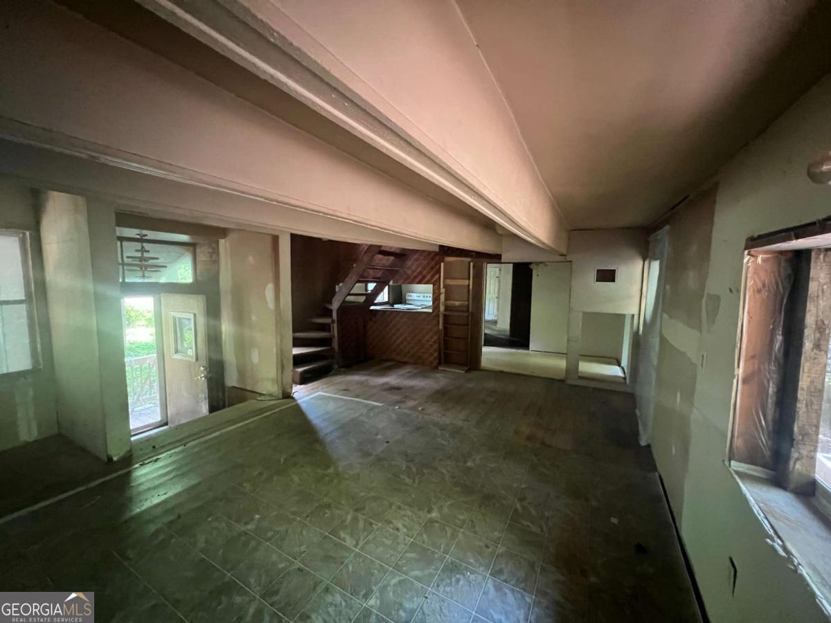 345 Banner Circle Property Photo 9