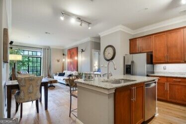 1055 Piedmont Avenue # 204 Property Photo 3