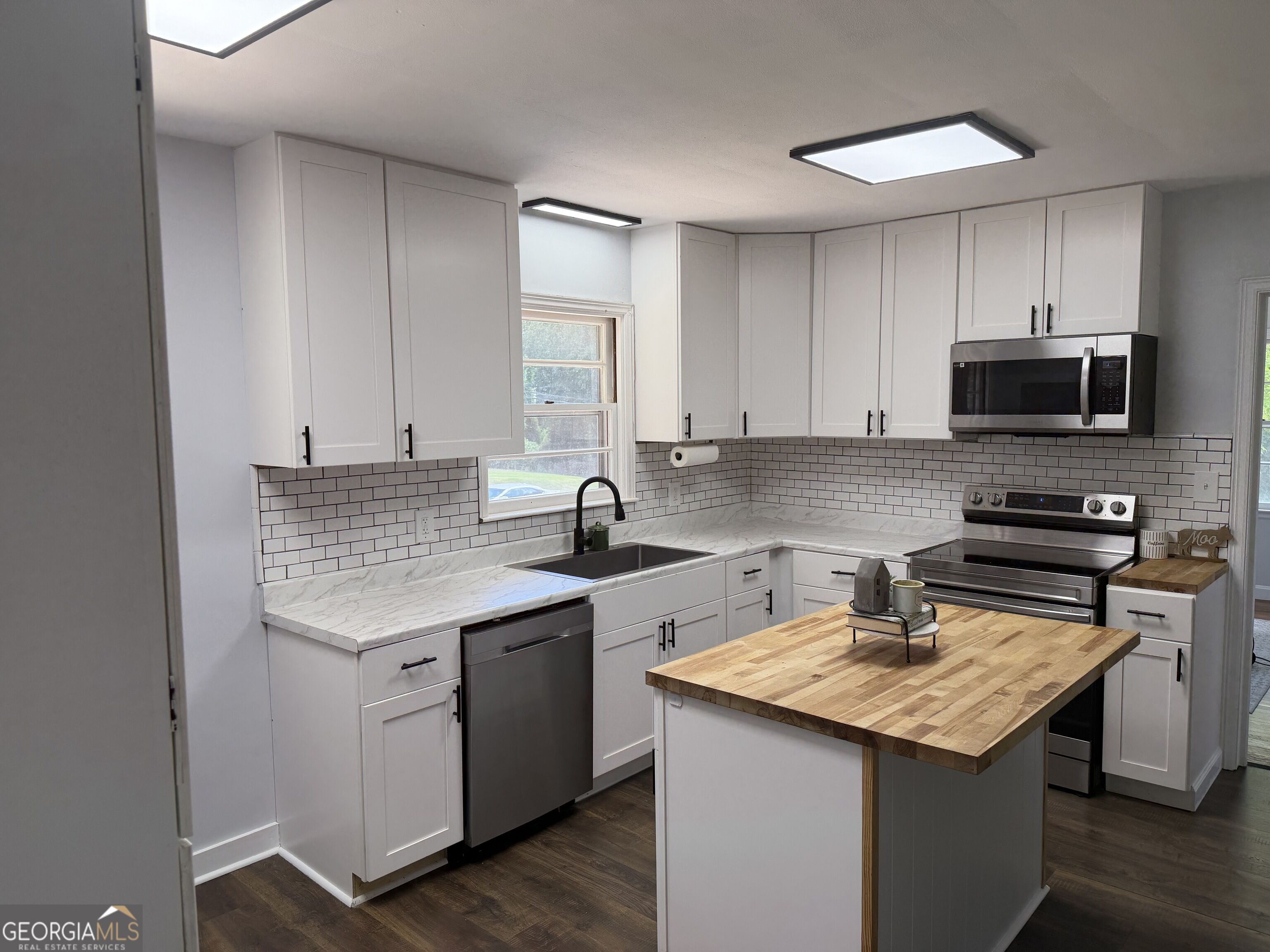 103 Crestview Property Photo 31