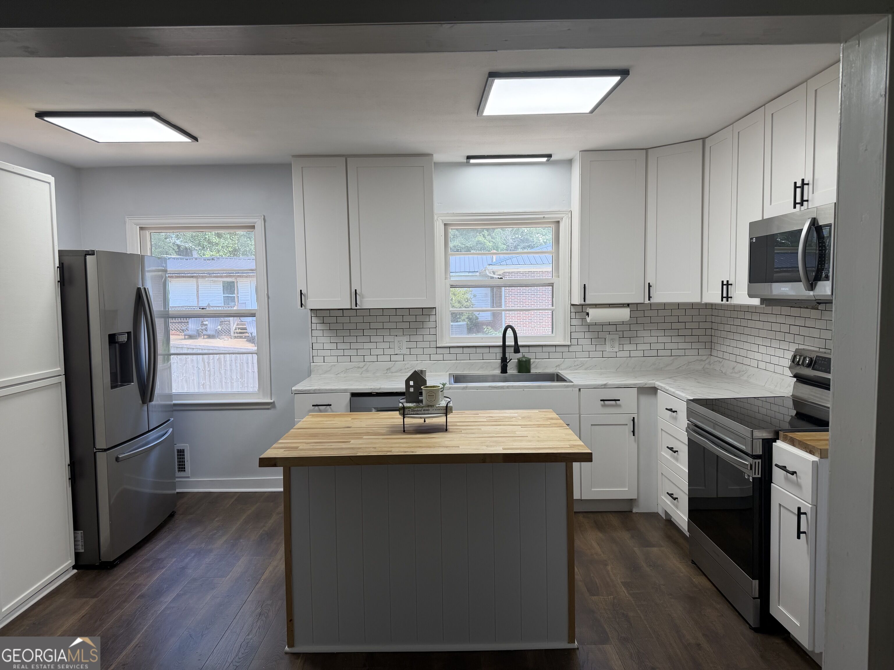 103 Crestview Property Photo 32