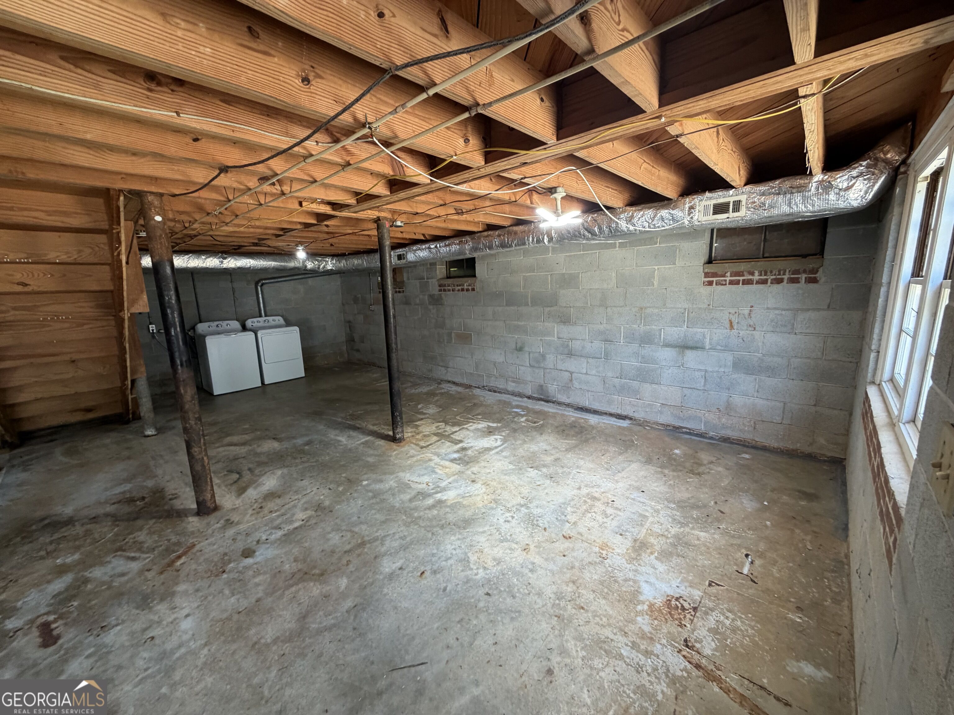 103 Crestview Property Photo 34