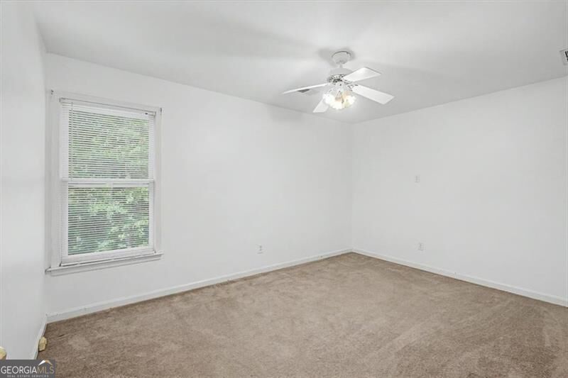 503 Deer Cliff Court Property Photo 19