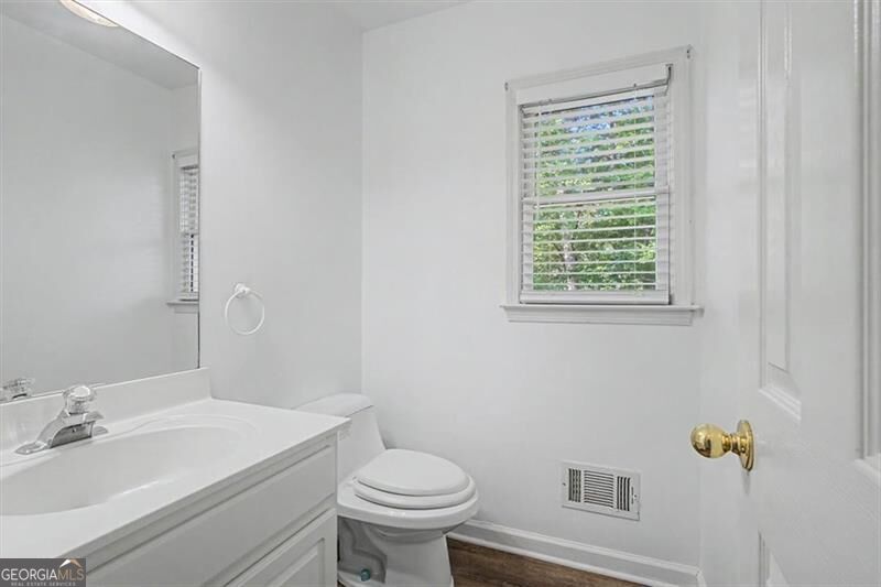 503 Deer Cliff Court Property Photo 22