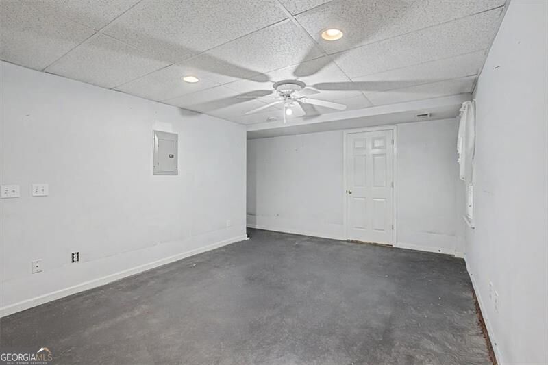 503 Deer Cliff Court Property Photo 26