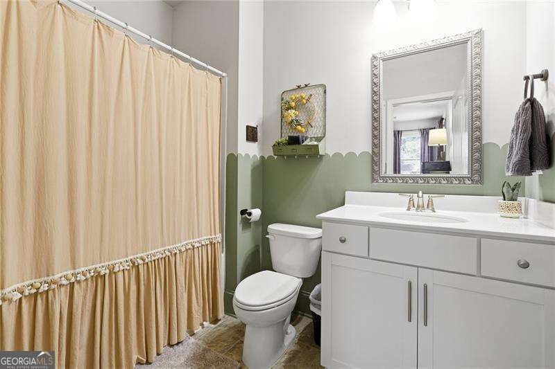 121 Treeline Trail Property Photo 13