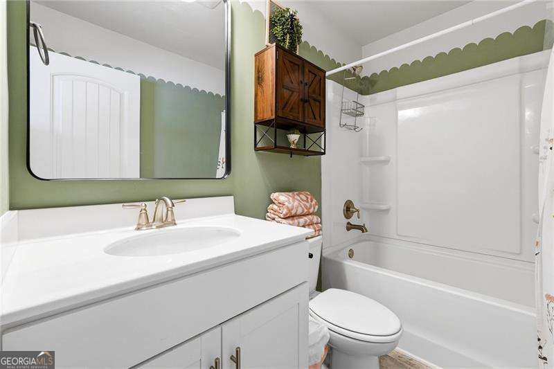 121 Treeline Trail Property Photo 18