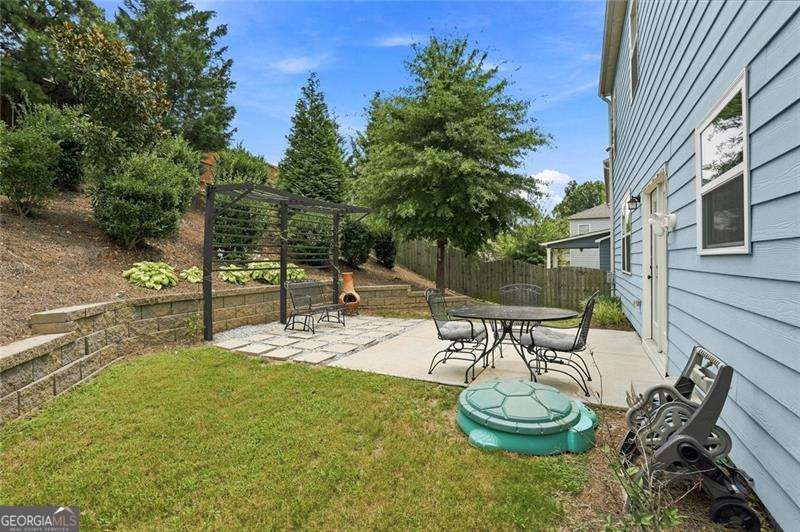 121 Treeline Trail Property Photo 23
