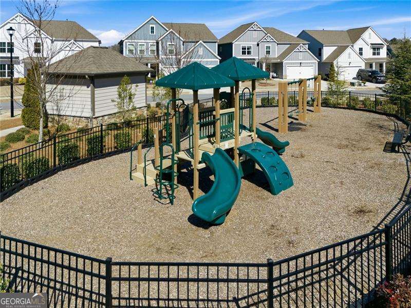 121 Treeline Trail Property Photo 27