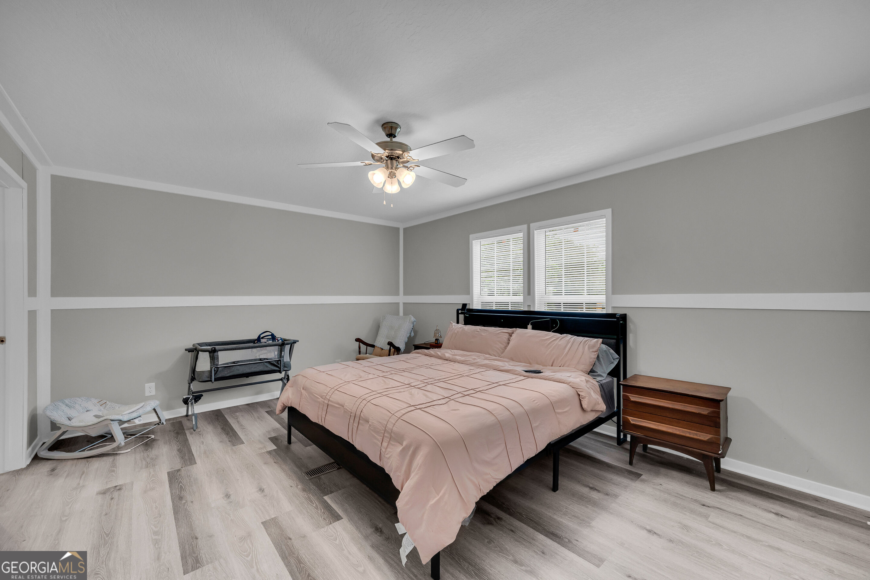 818 N Holcomb Drive Property Photo 16