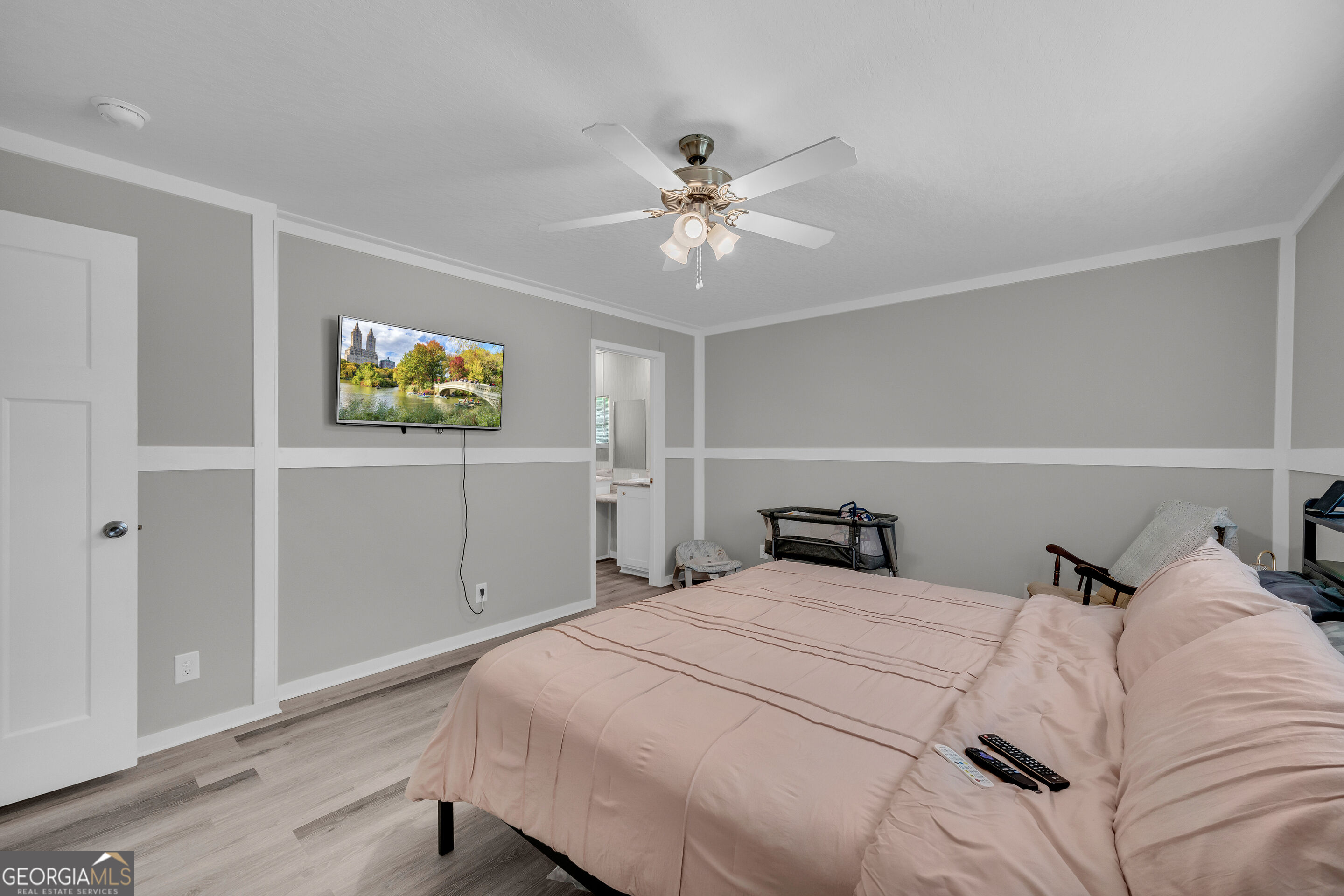 818 N Holcomb Drive Property Photo 17