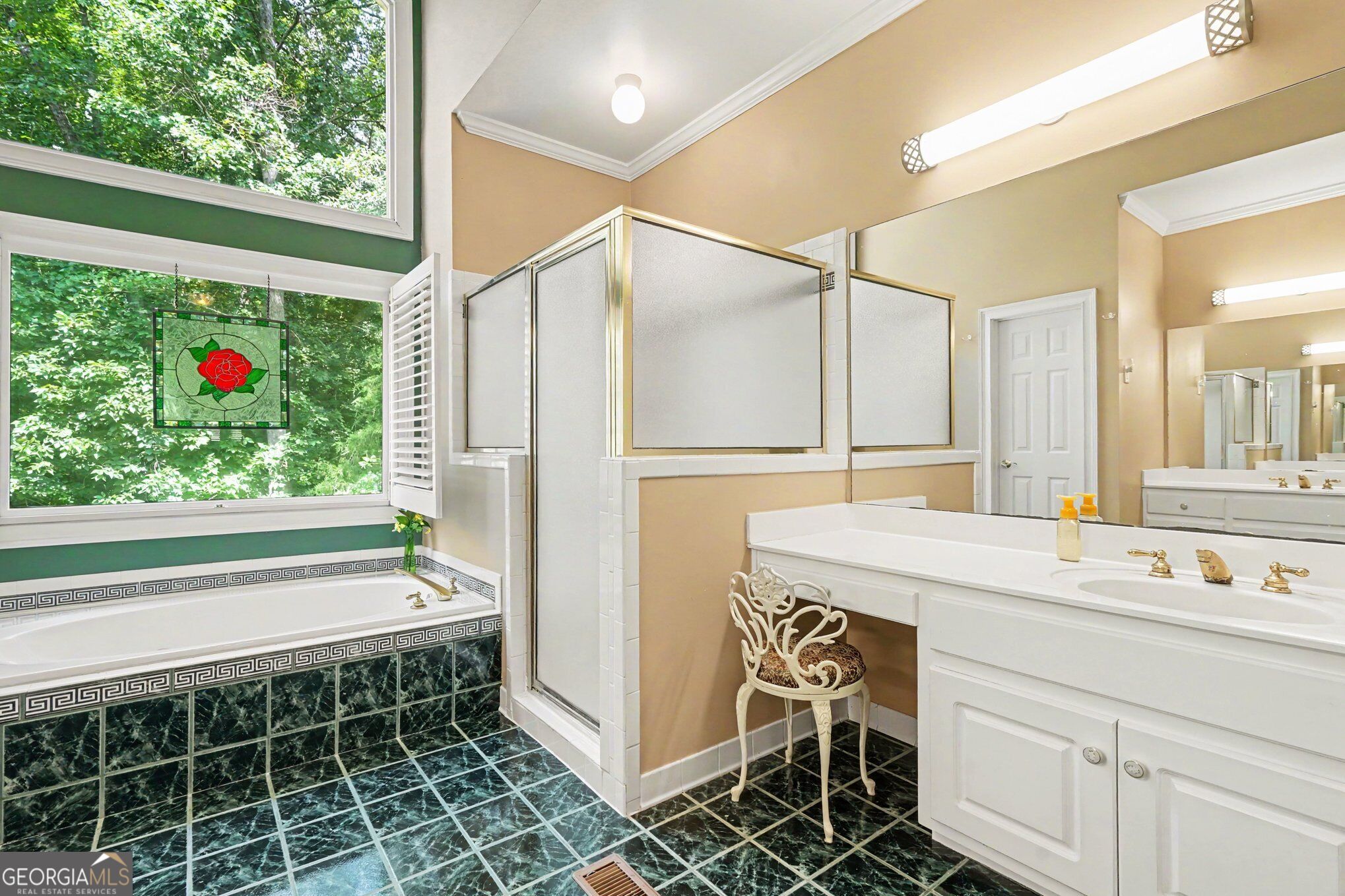 250 River Cove Ridge Property Photo 5