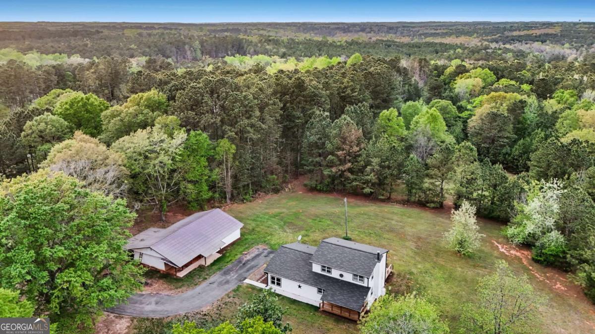 2955 Peeksville Road Property Photo 1
