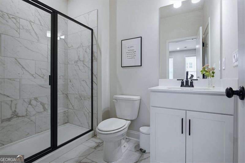 2435 Hidden Creek Road Property Photo 9