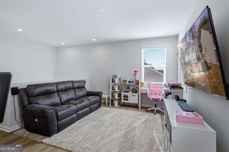 2435 Hidden Creek Road Property Photo 25