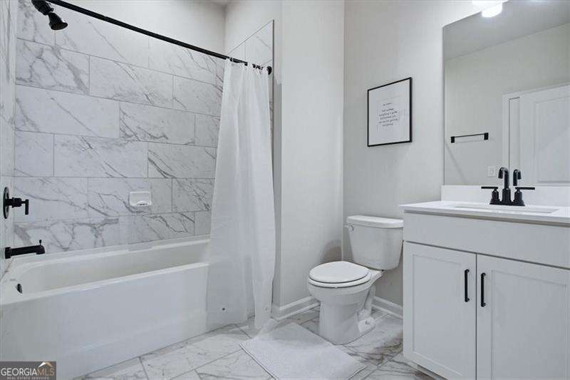 2435 Hidden Creek Road Property Photo 37
