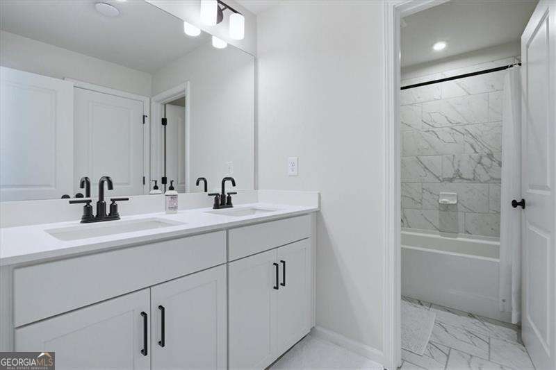 2435 Hidden Creek Road Property Photo 41