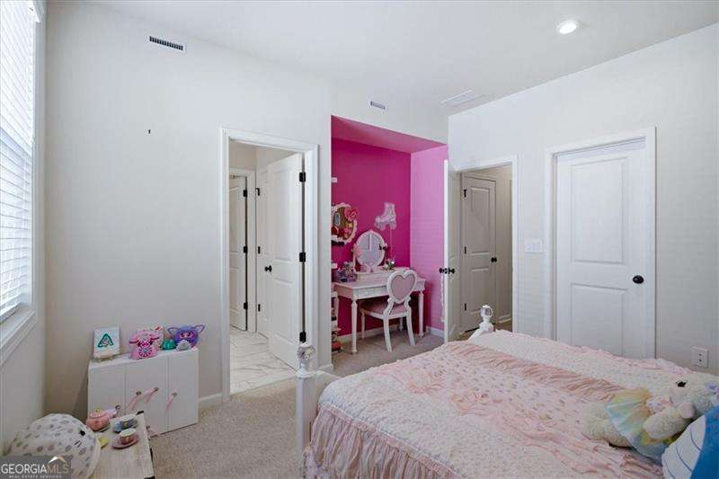 2435 Hidden Creek Road Property Photo 43