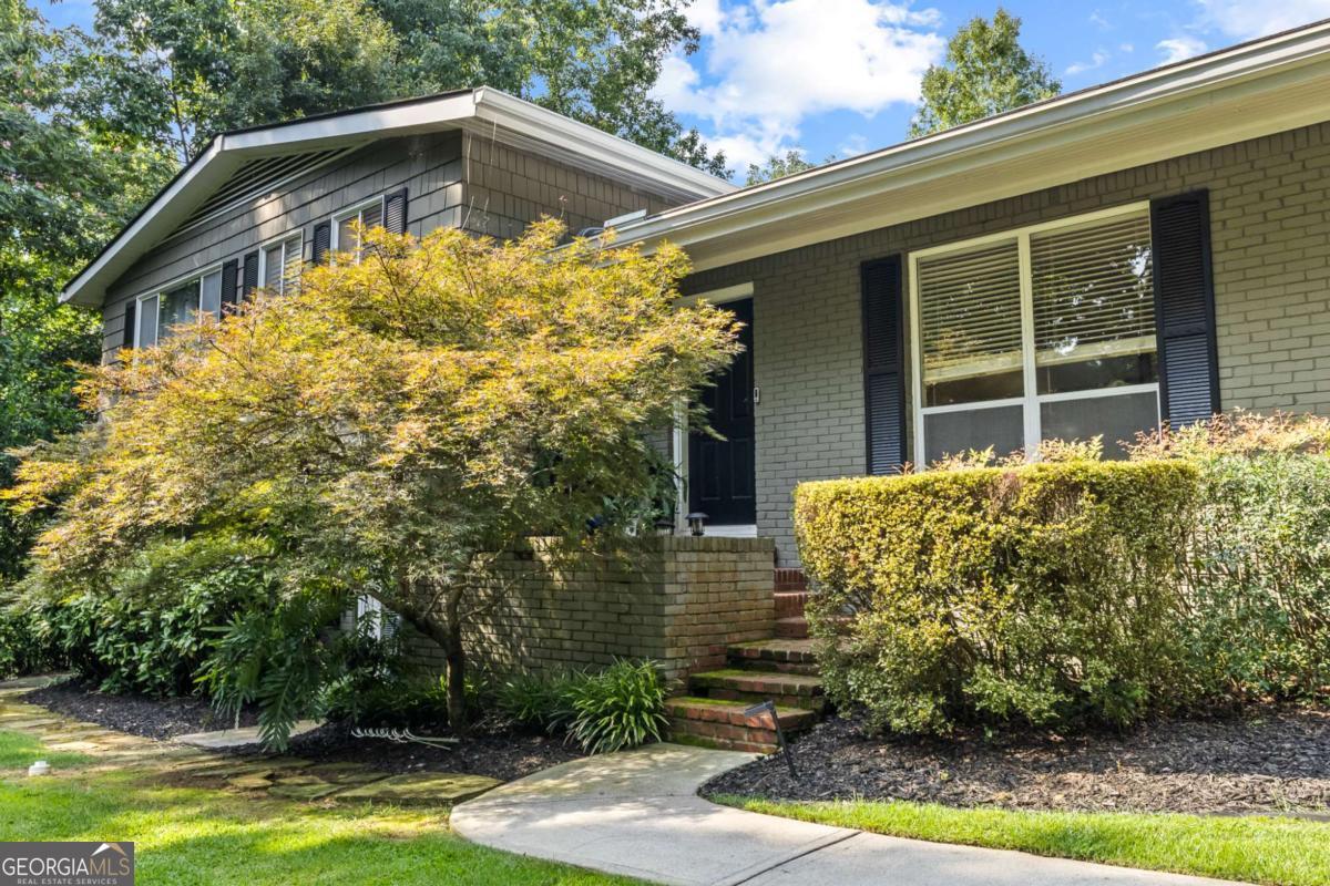6488 Cherry Tree Lane Property Photo 3
