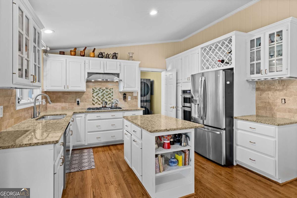 6488 Cherry Tree Lane Property Photo 28