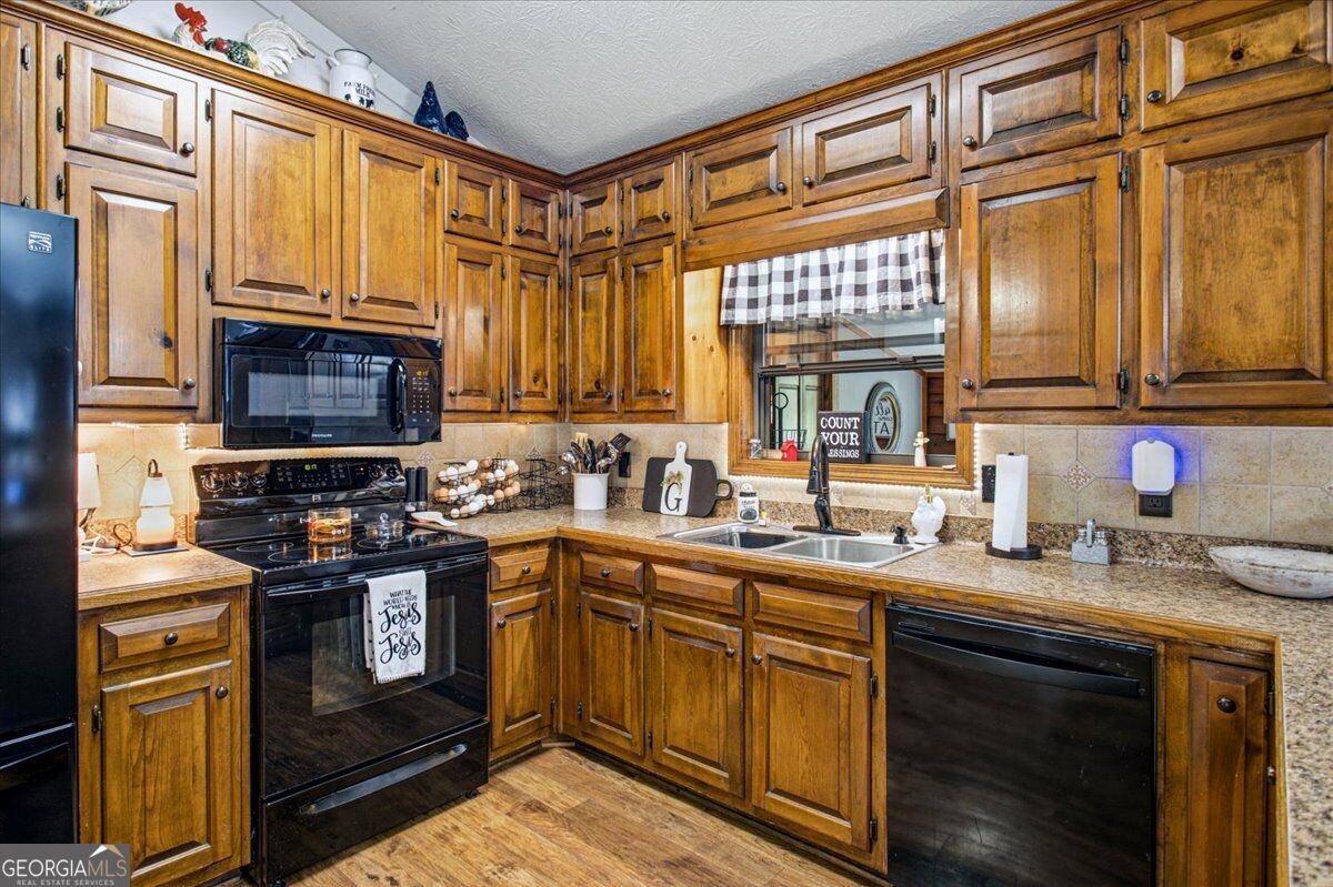 235 Roberts Road Property Photo 12