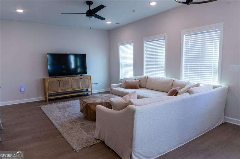 112 Winsome Way Property Photo 10