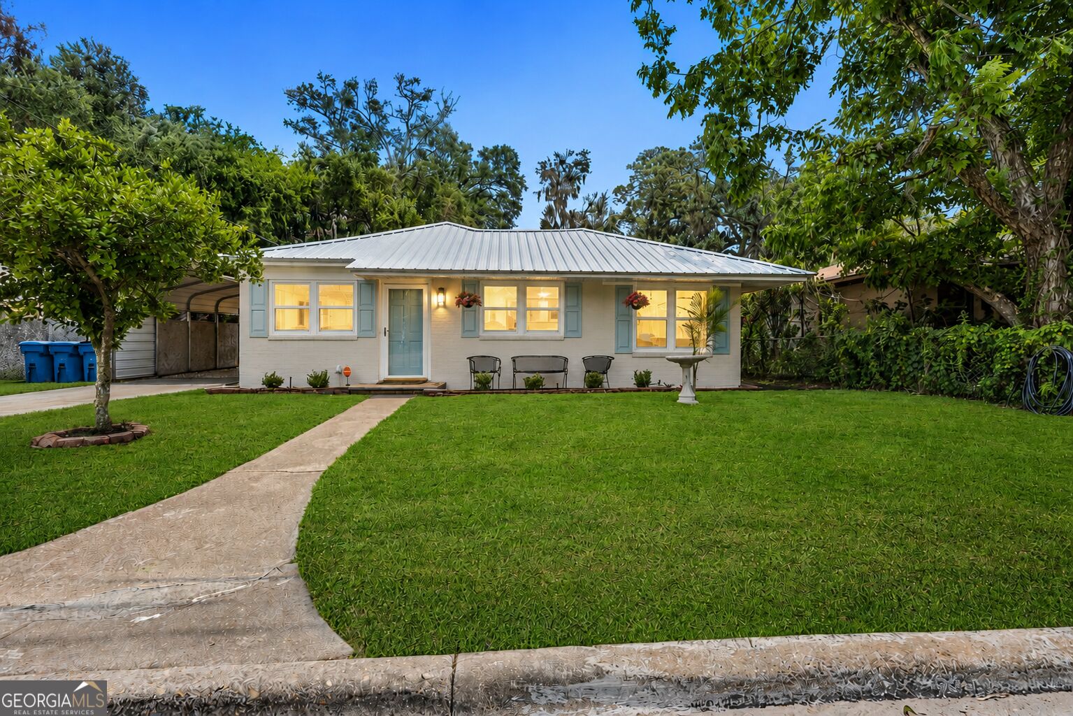 1204 4th Avenue Property Photo 1