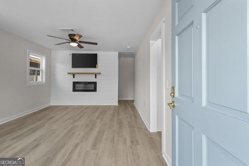 1204 4th Avenue Property Photo 3
