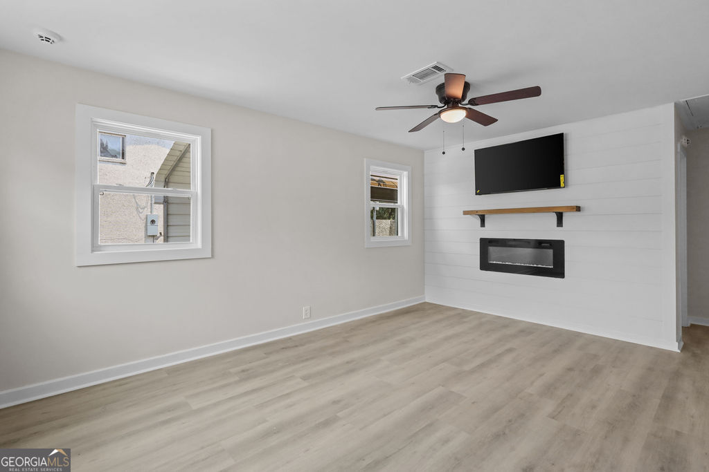 1204 4th Avenue Property Photo 4