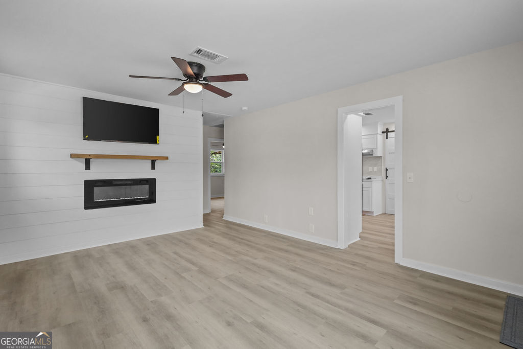 1204 4th Avenue Property Photo 6
