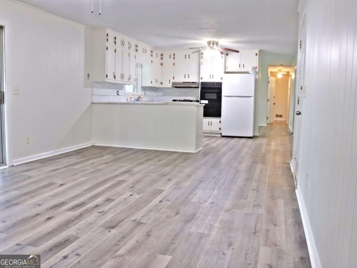 4840 Cowan Road Property Photo 6