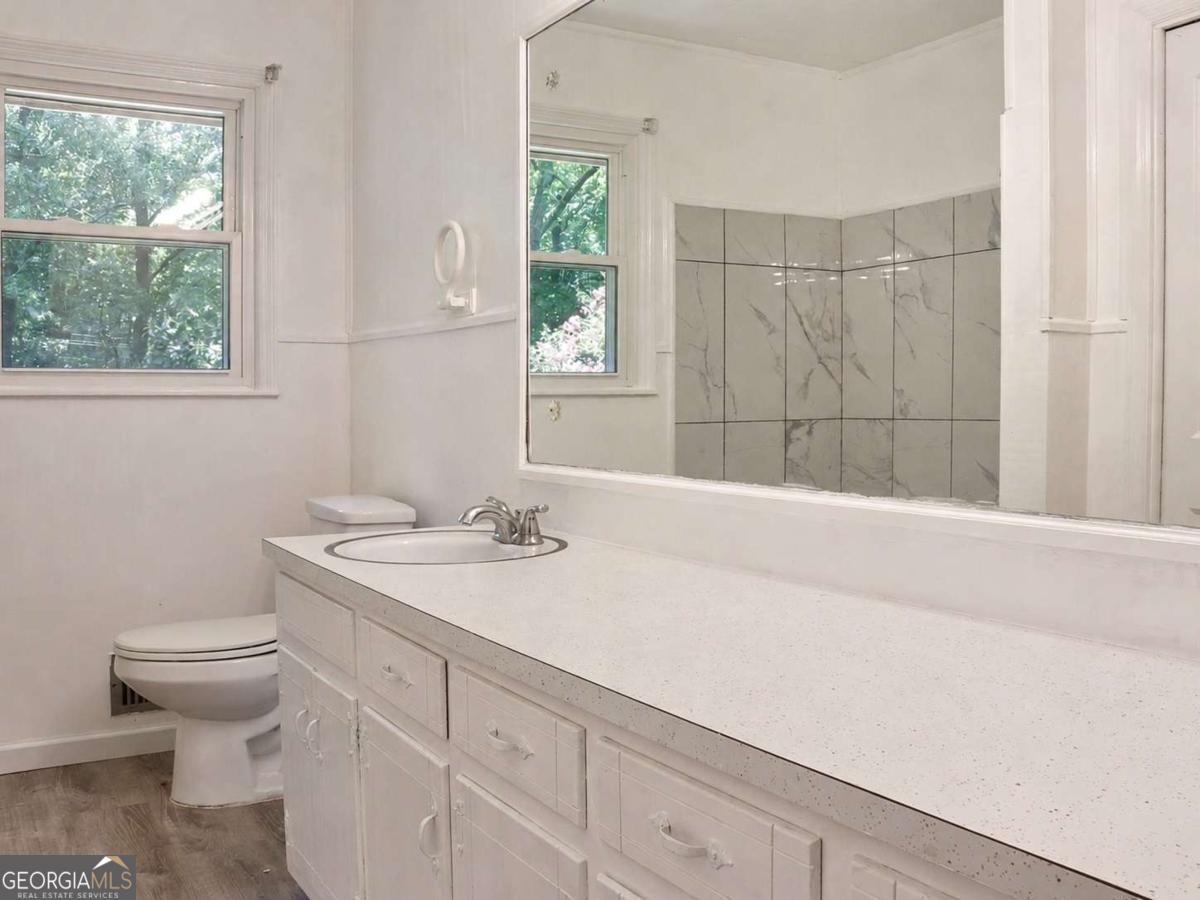 4840 Cowan Road Property Photo 16