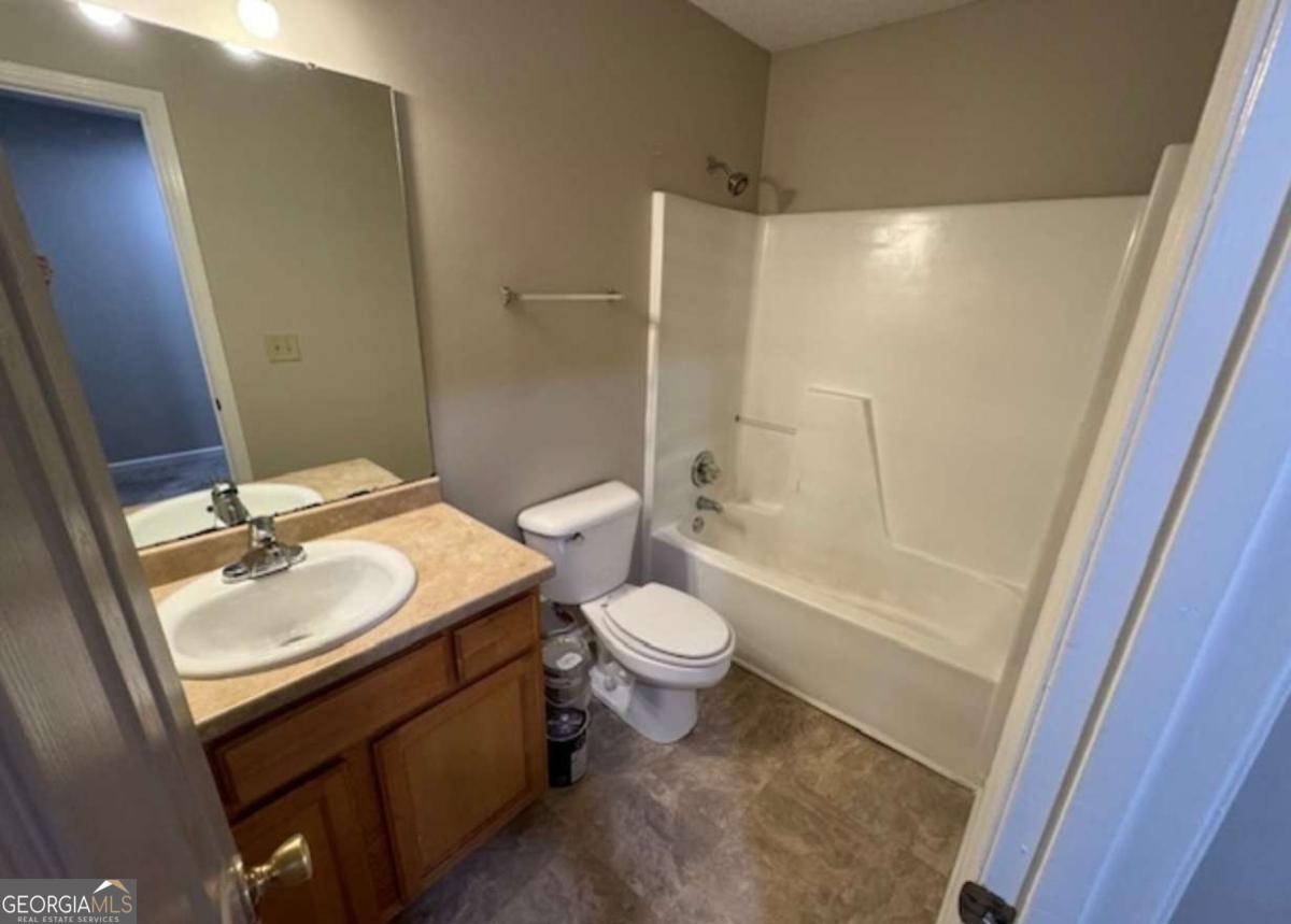 37 Mcintosh Parkway Property Photo 5
