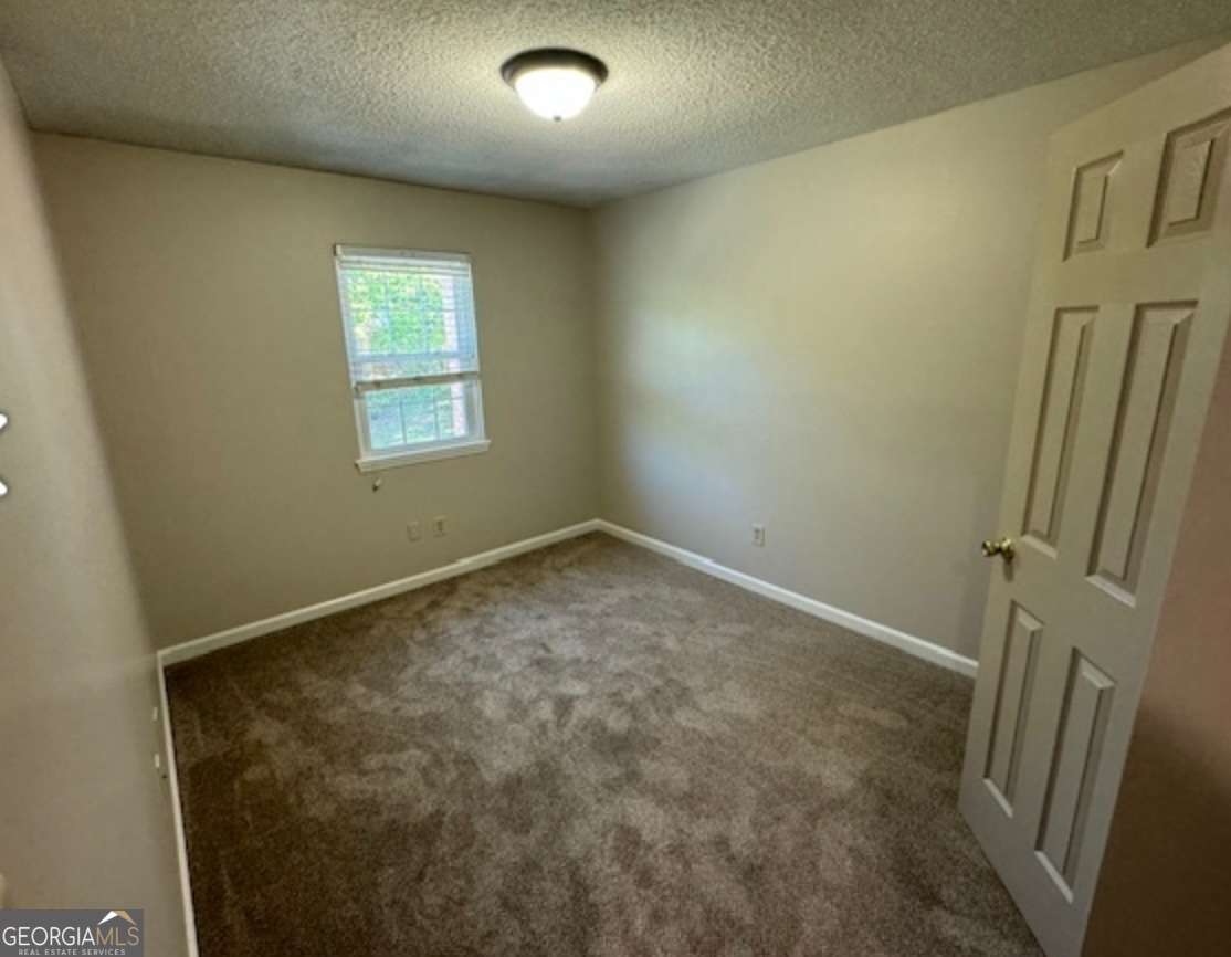 37 Mcintosh Parkway Property Photo 7