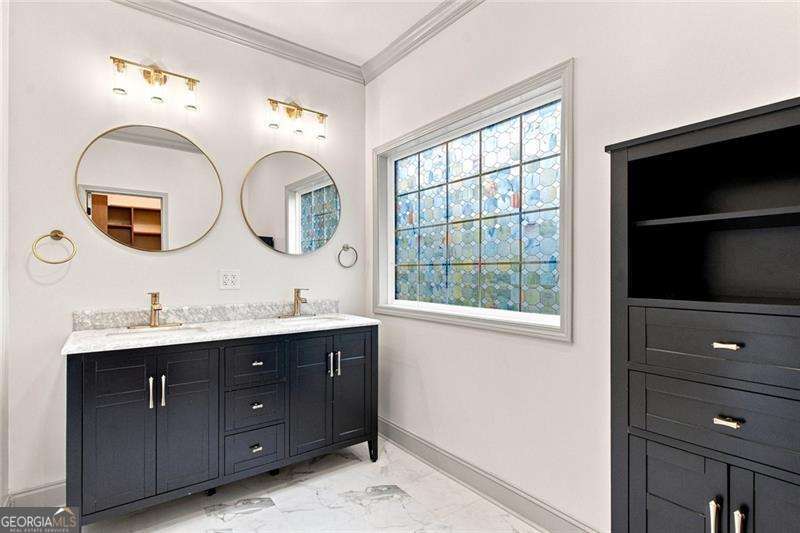 574 Wabash Avenue Ne Property Photo 22
