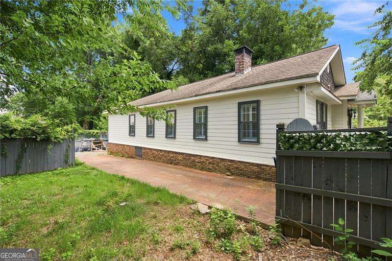 574 Wabash Avenue Ne Property Photo 32