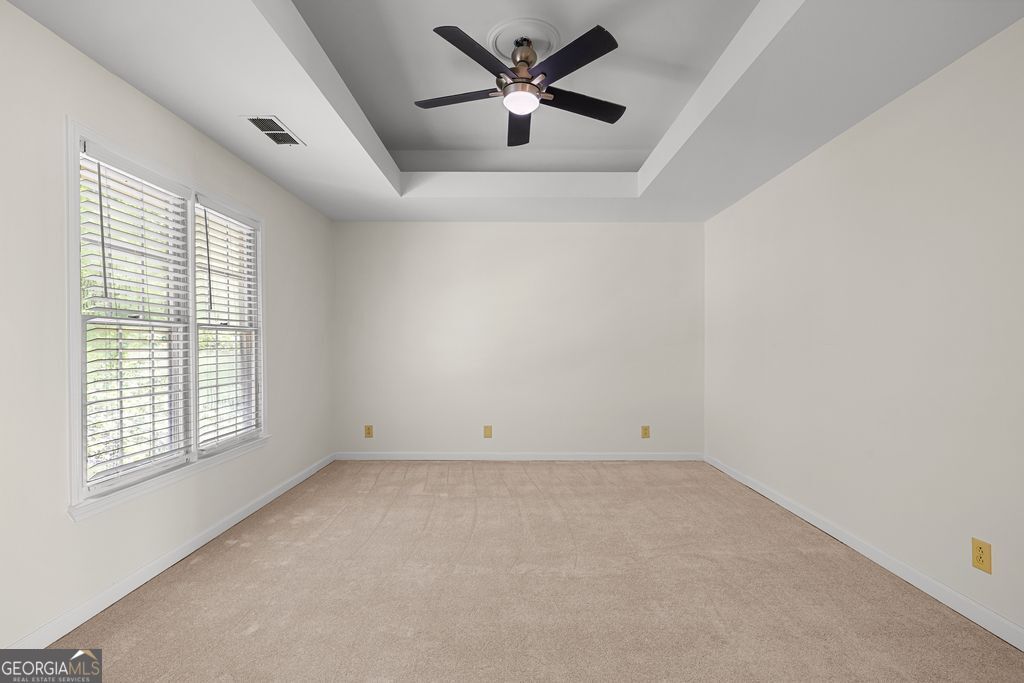 79 Thomas Crossing Drive Property Photo 35
