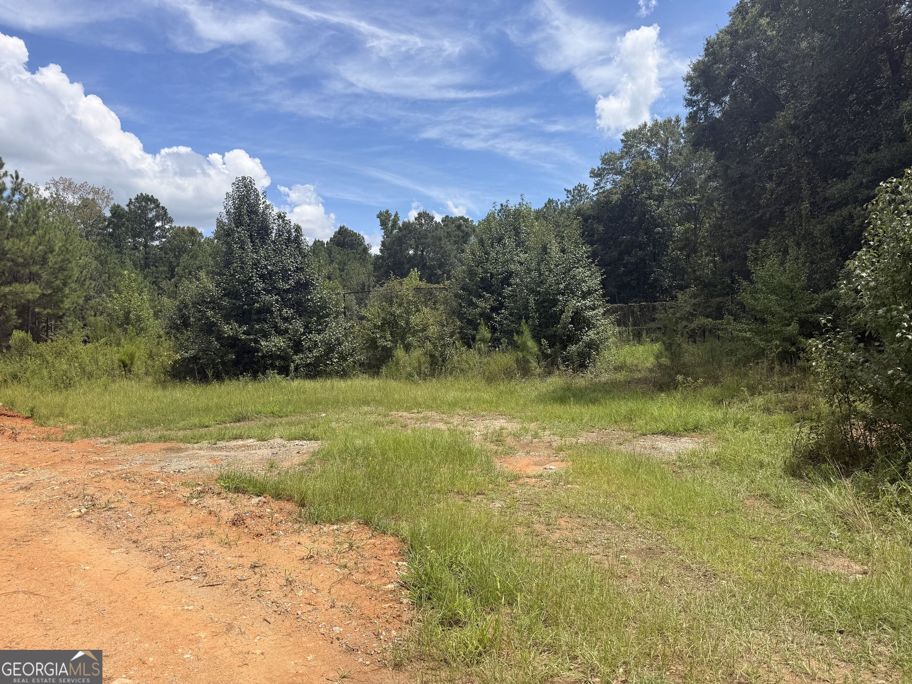 140 Abberley Lane Property Photo 1