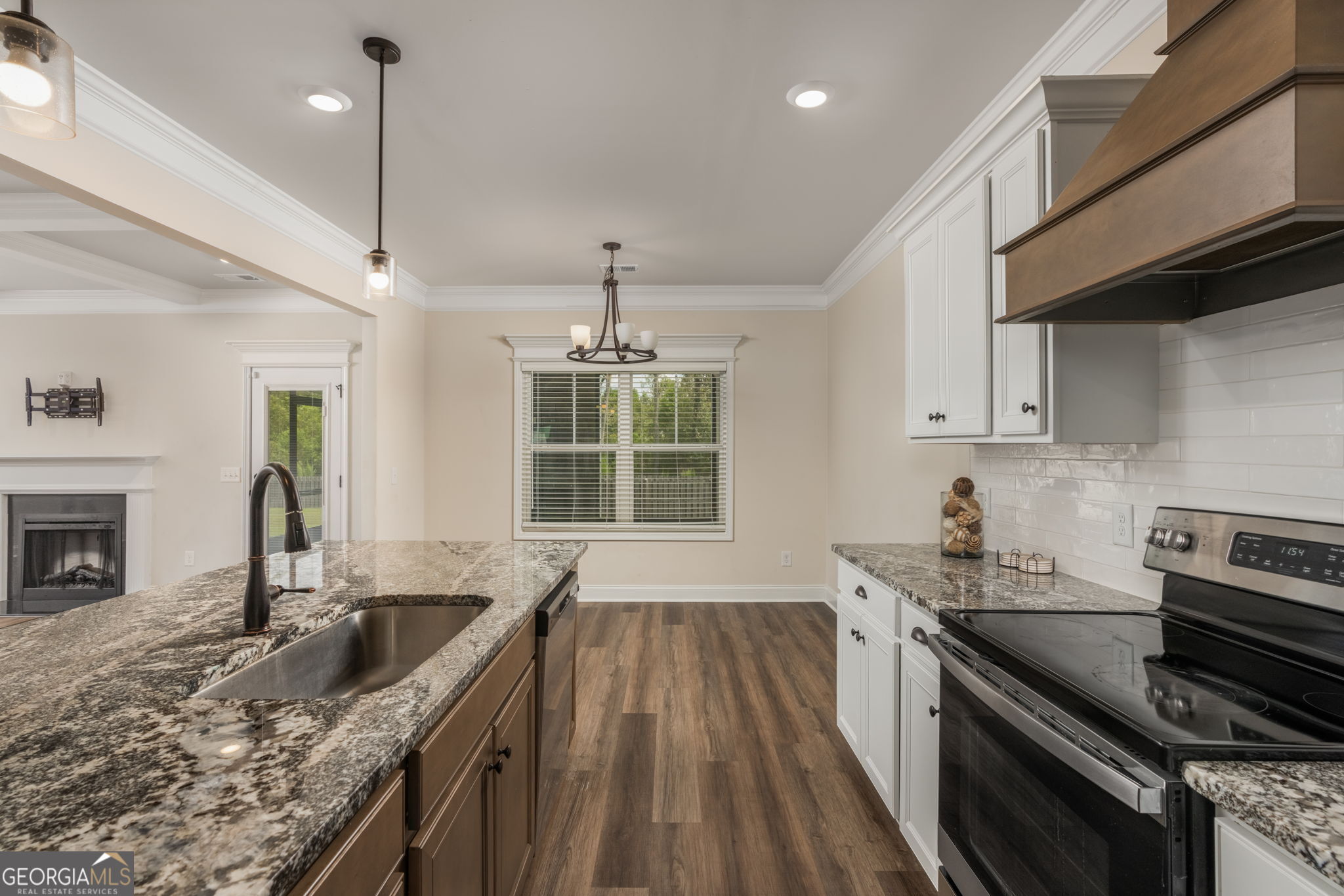 806 Harley Farms Drive Property Photo 10
