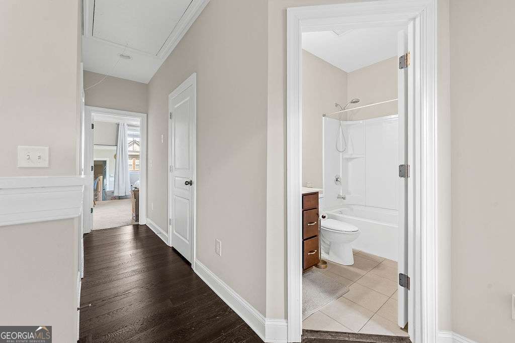 4468 Dunblane Avenue Property Photo 26